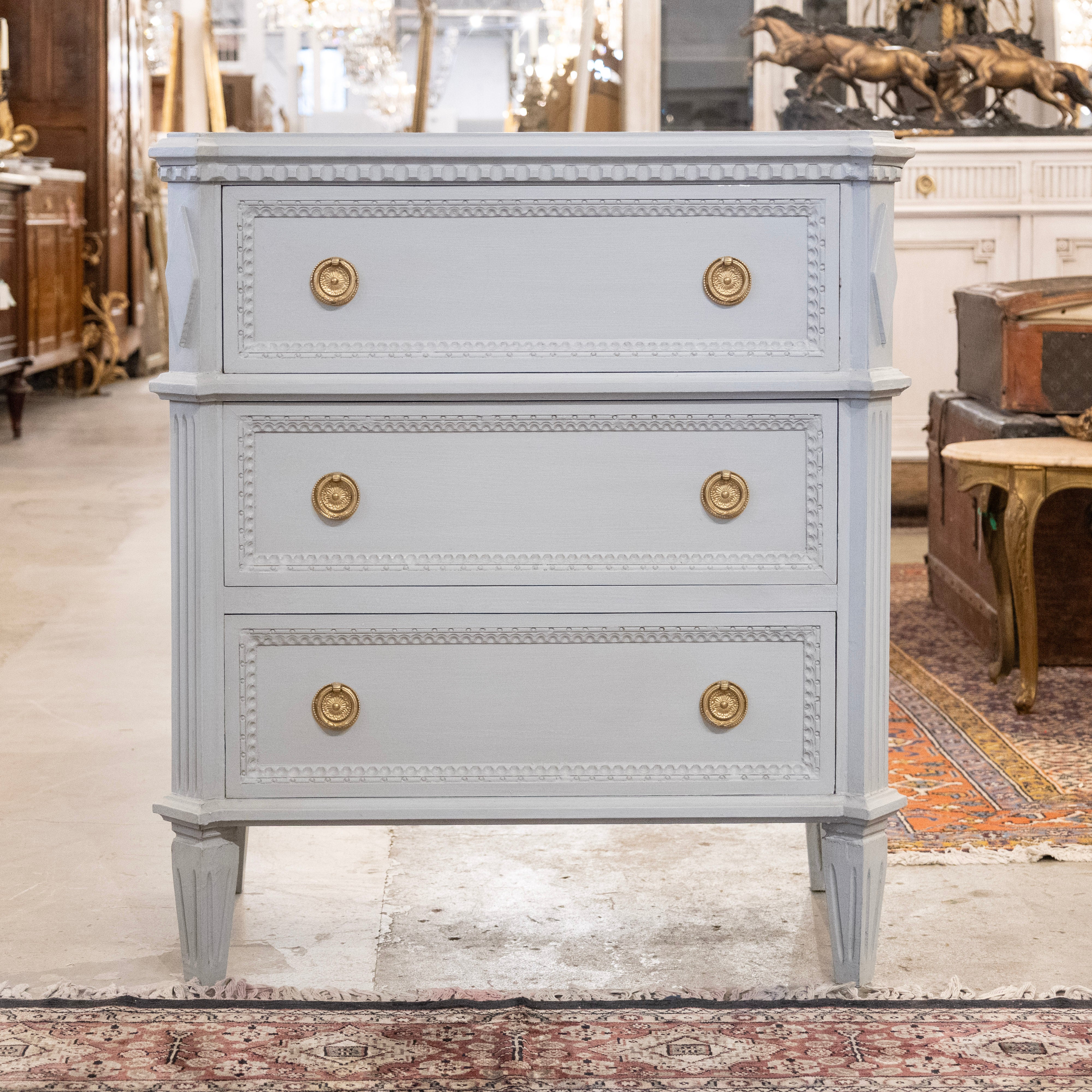 Swedish 3-Drawer Nightstand – Canted Diamond Corners & Beaded Trim in French Grey