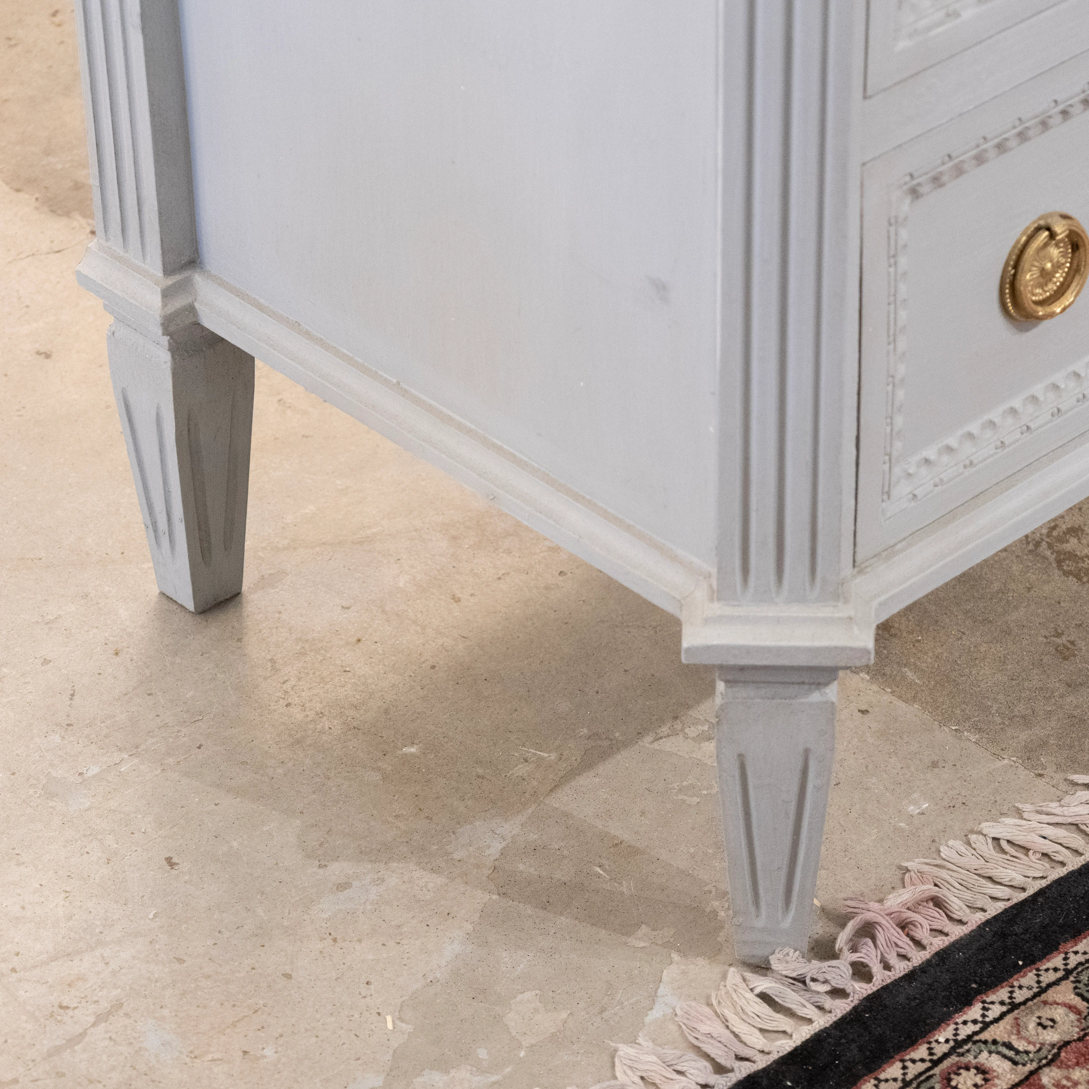 Swedish 3-Drawer Nightstand – Canted Diamond Corners & Beaded Trim in French Grey - Image 8
