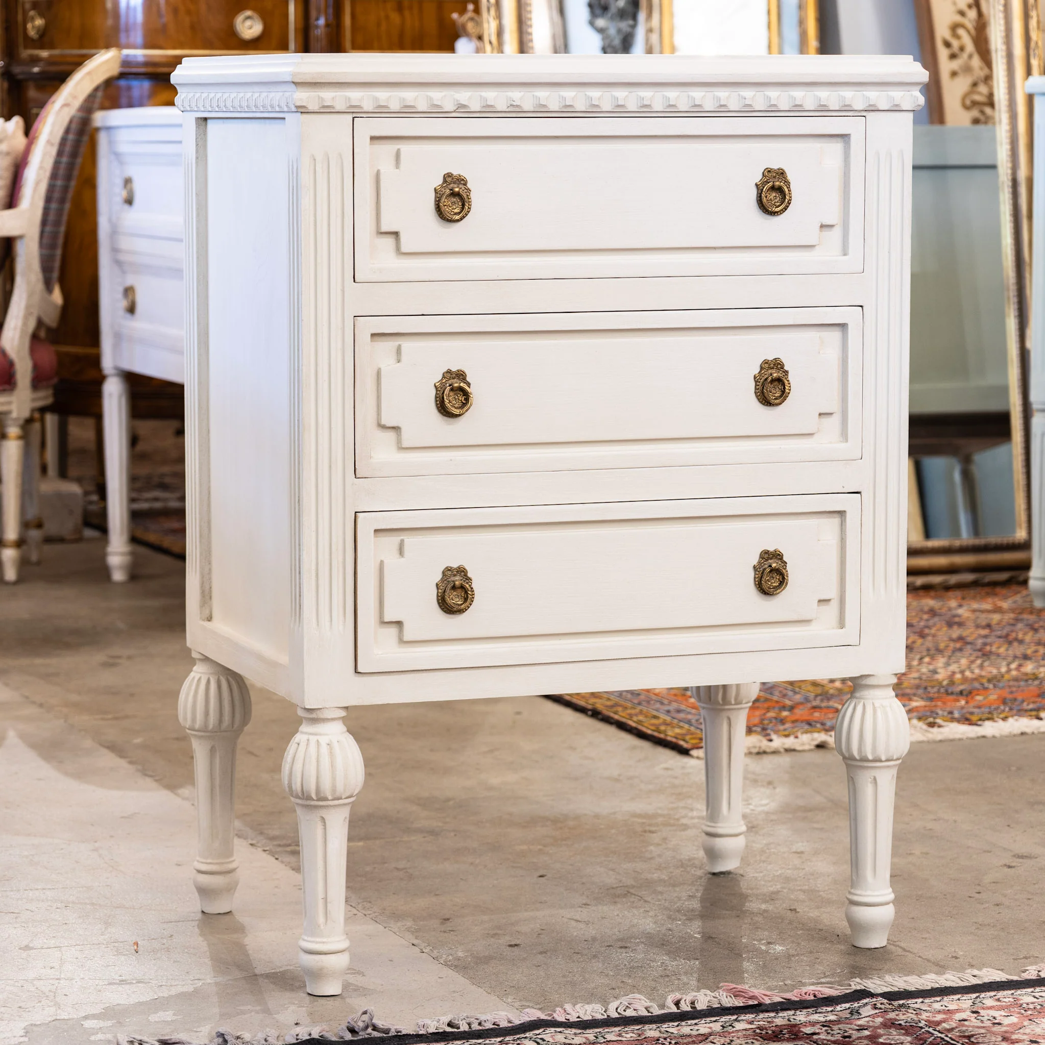 Swedish 3-Drawer Nightstand – Fluted Trim & Ballerina Legs in Dove White - Image 2