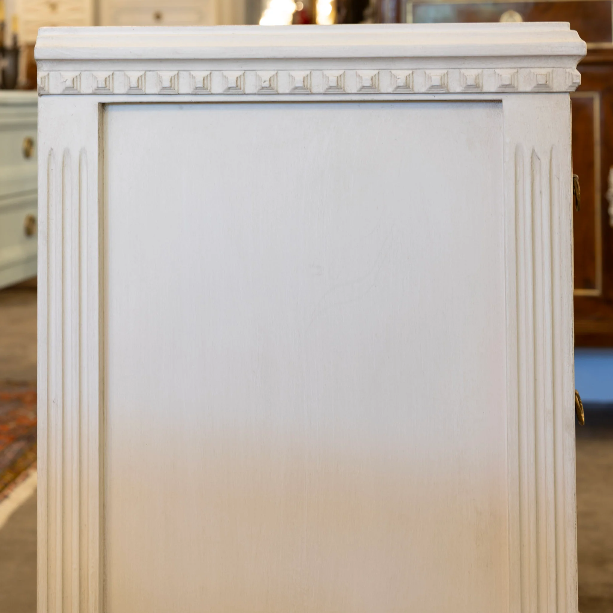 Swedish 3-Drawer Nightstand – Fluted Trim & Ballerina Legs in Dove White - Image 5