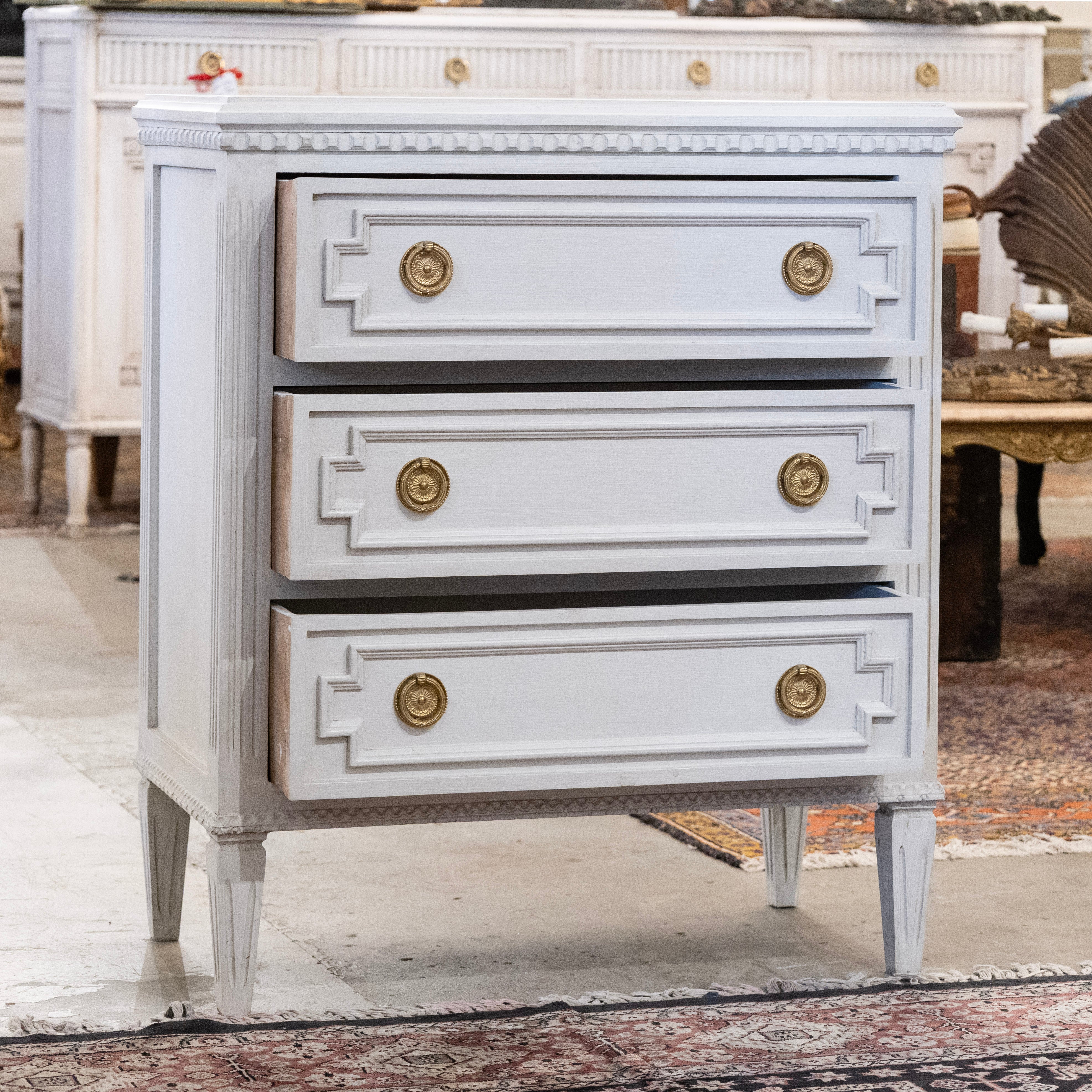 Swedish 3-Drawer Nightstand – Open Block Drawers & Fluted Trim in White - Image 3