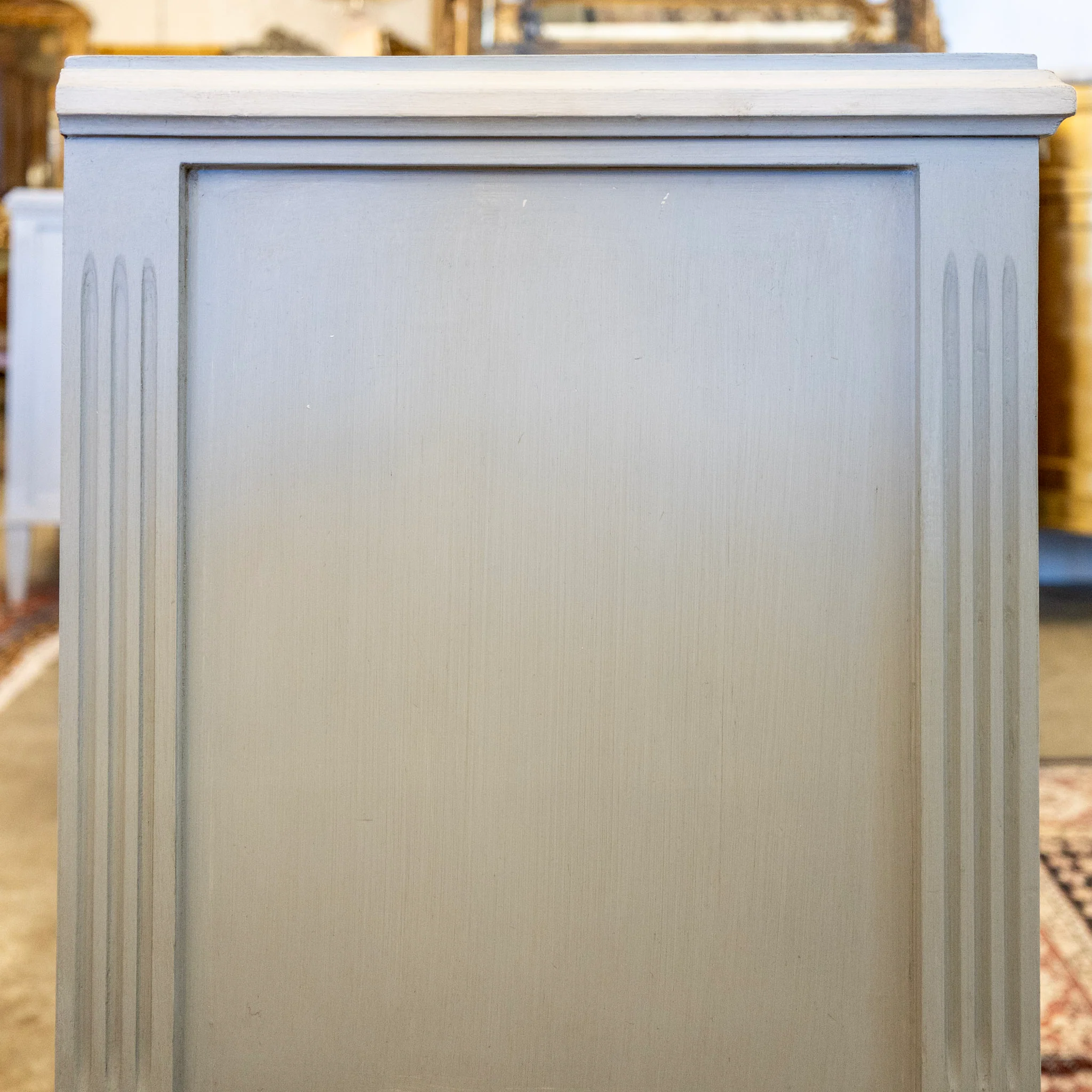 Swedish 3-Drawer Nightstand – Open Carved White Circle Trim & Brass Pulls in Blue - Image 3