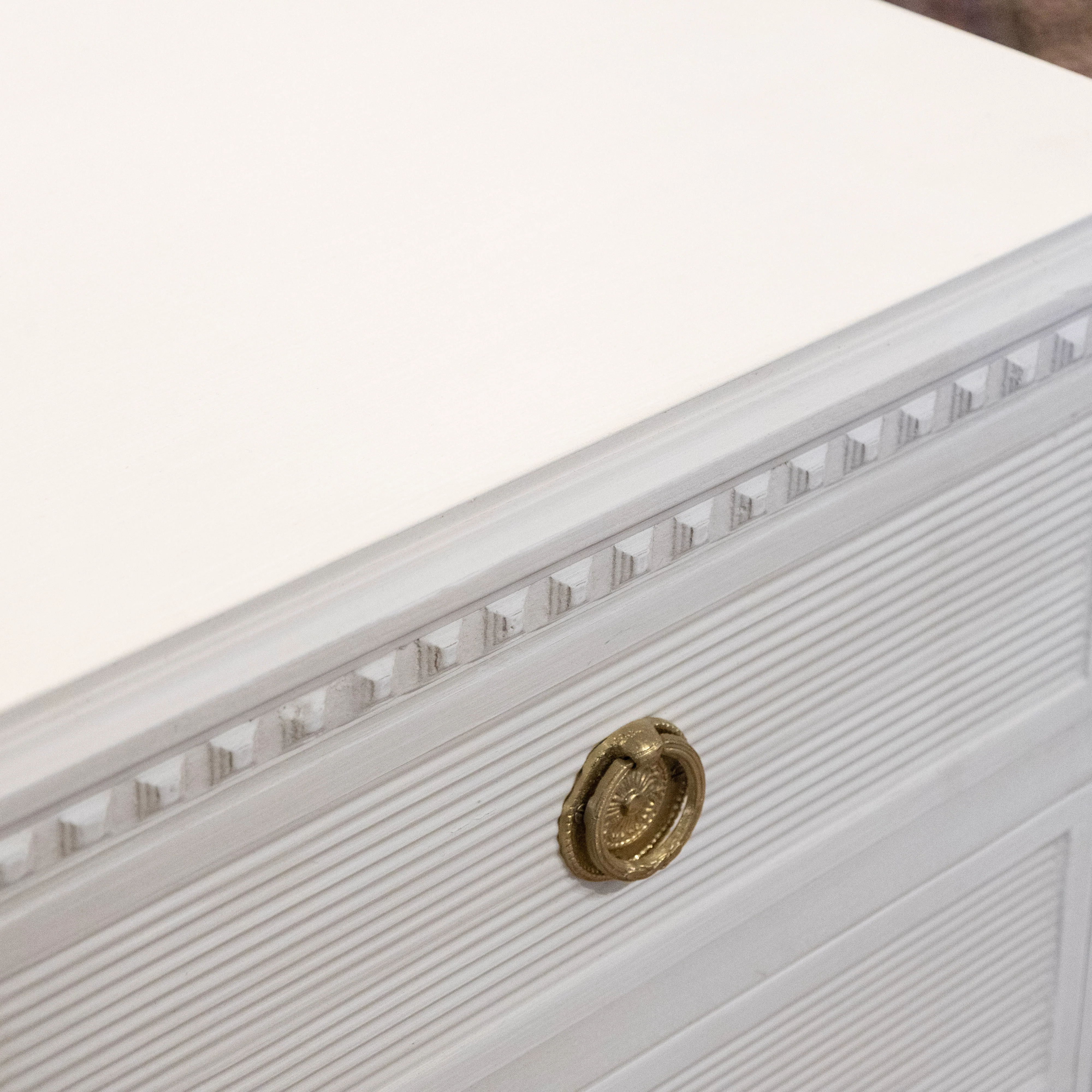 Swedish 3-Drawer Nightstand – Reeded Trim & Ballerina Legs in Dove White - Image 5