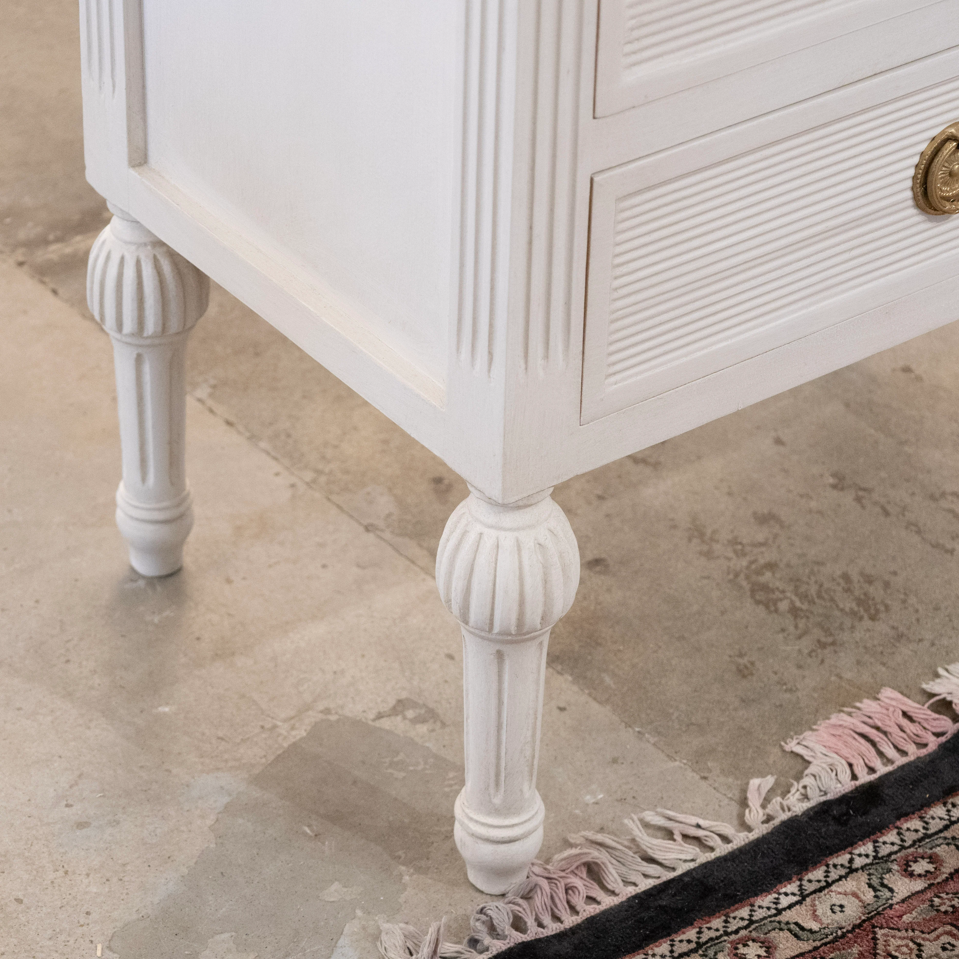 Swedish 3-Drawer Nightstand – Reeded Trim & Ballerina Legs in Dove White - Image 7
