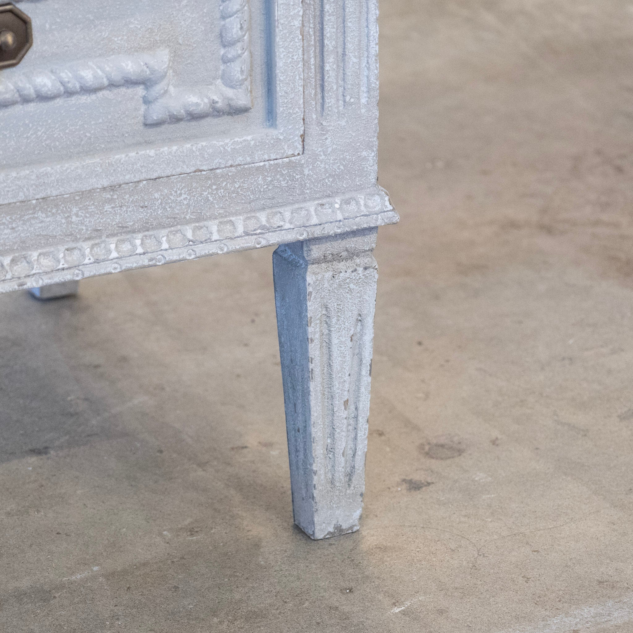 Swedish 3-Drawer Nightstand – Rope Trim & Square Pulls in Textured Grey Finish - Image 7