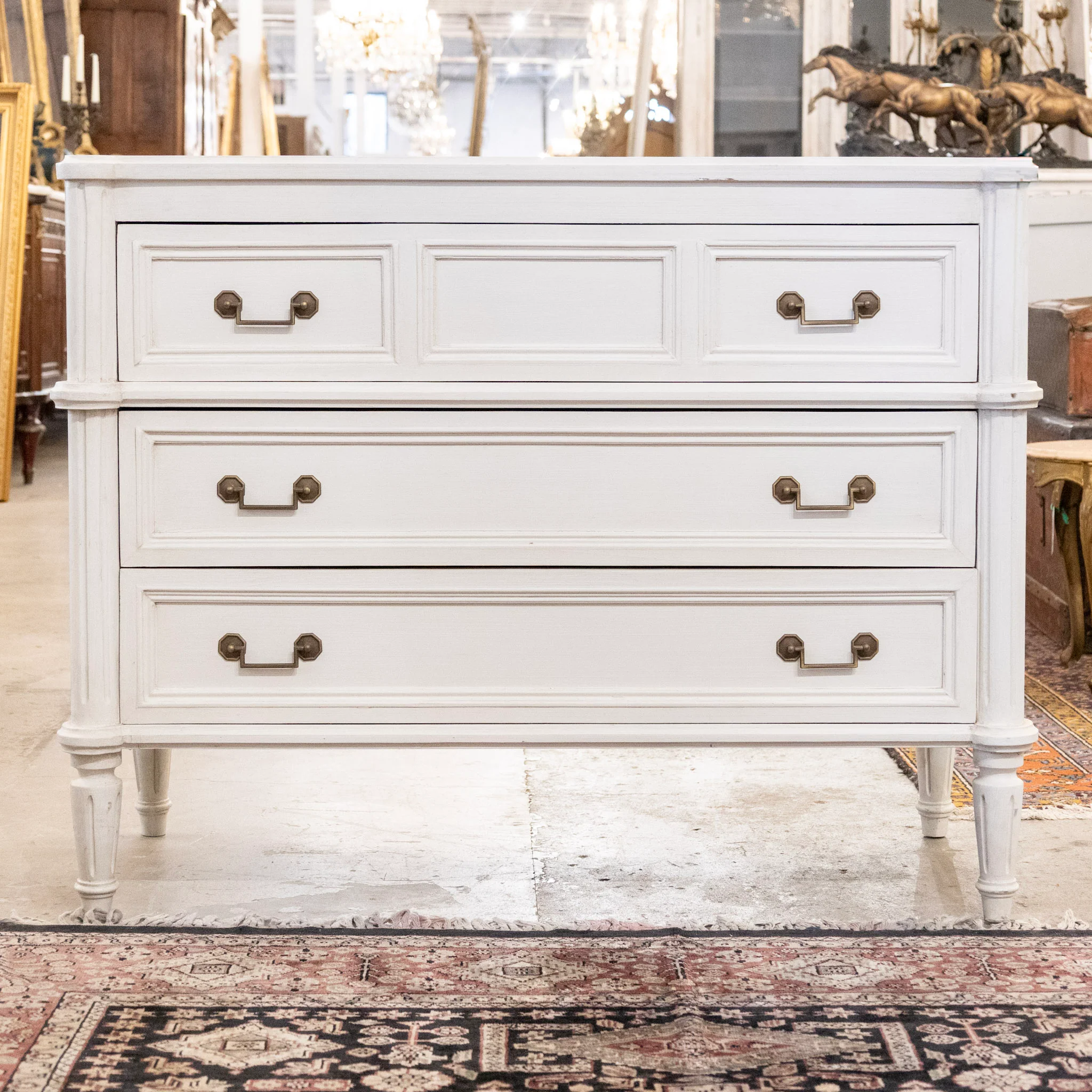 Swedish 3-Drawer Chest – Rounded Fluted Corners & Square Pulls in Dove White
