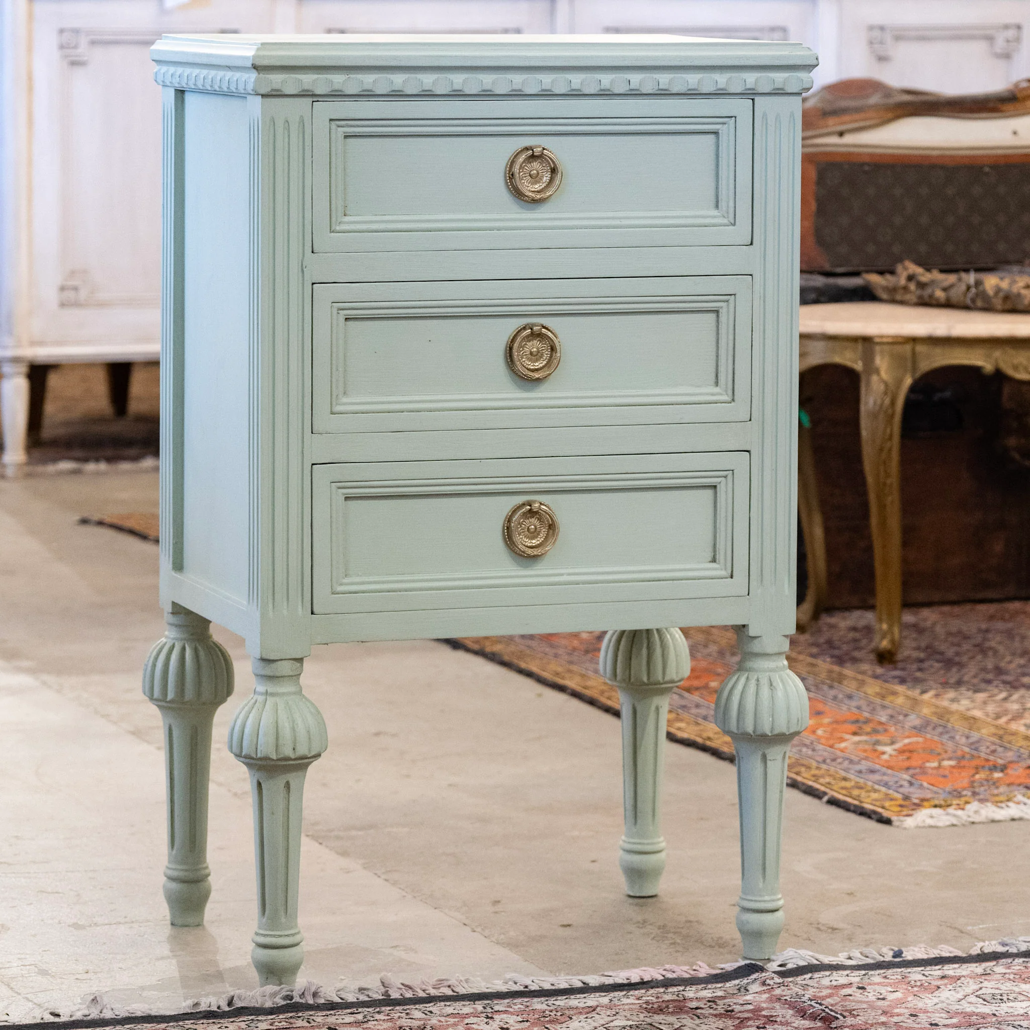 Swedish 3-Drawer Nightstand with Ballerina Legs in Soft Green - Image 2