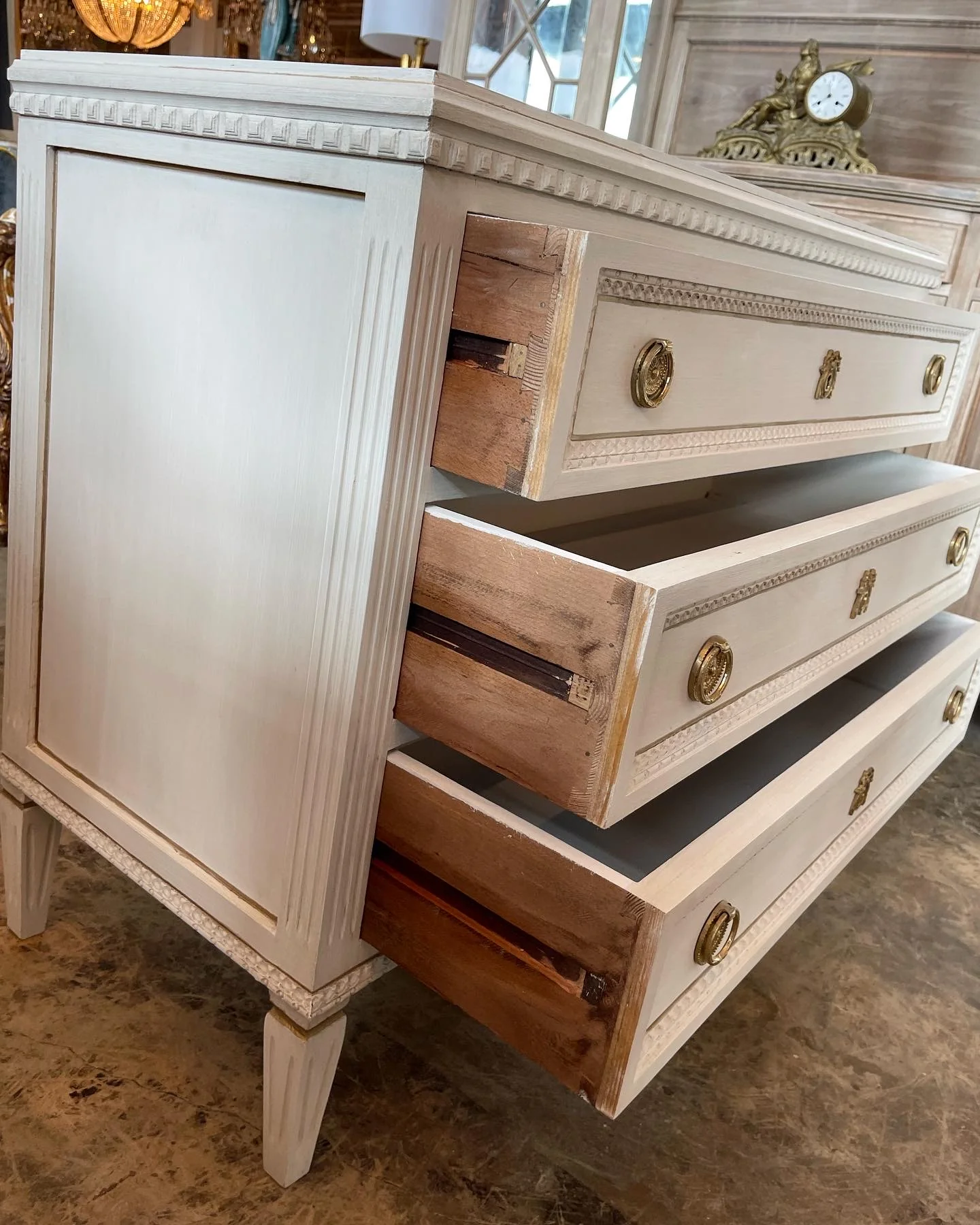 Swedish Beaded Front Chest with Escutcheon on Drawers - Image 6