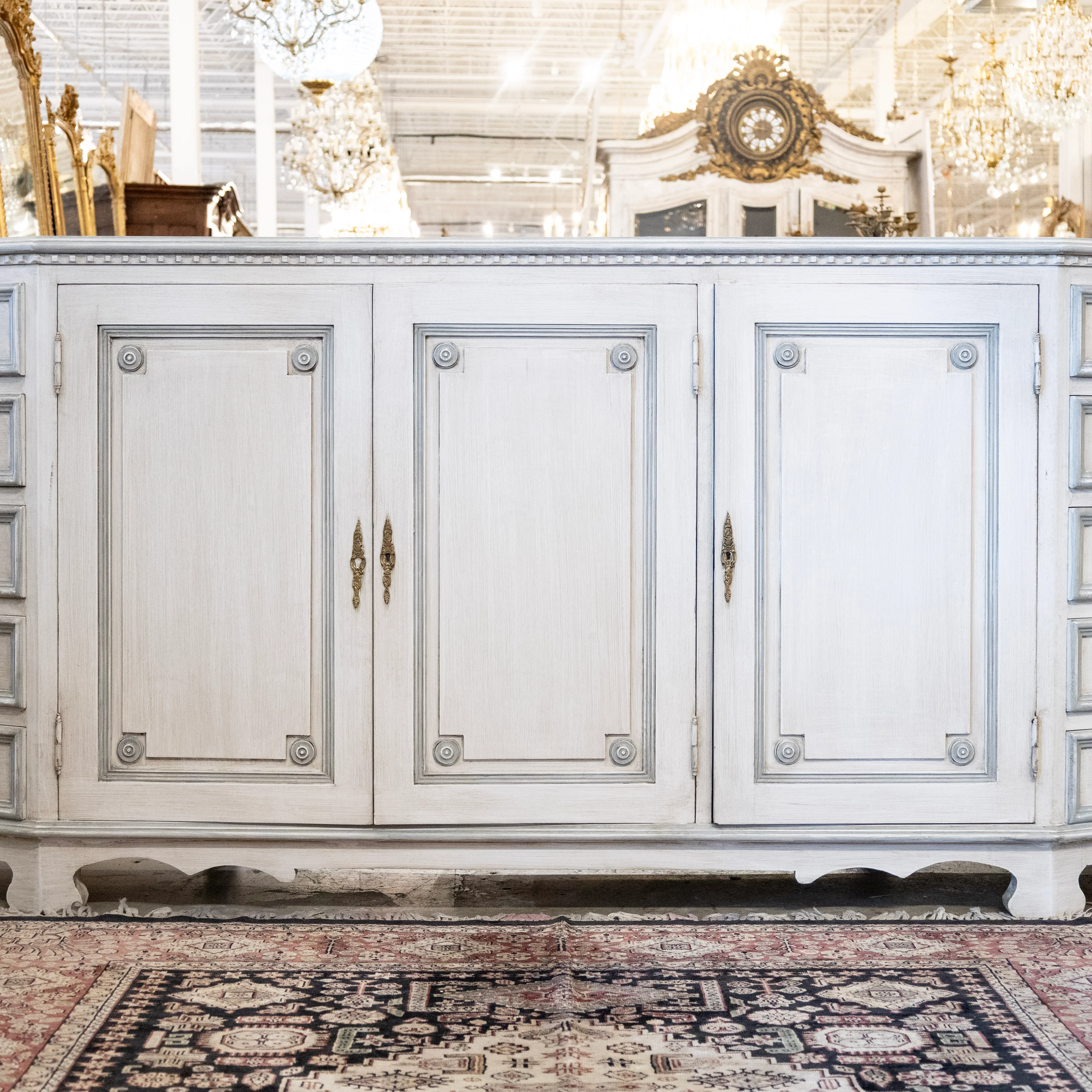 Swedish Carved 10-Drawer Sideboard – Blue Trim in Antique White - Image 4
