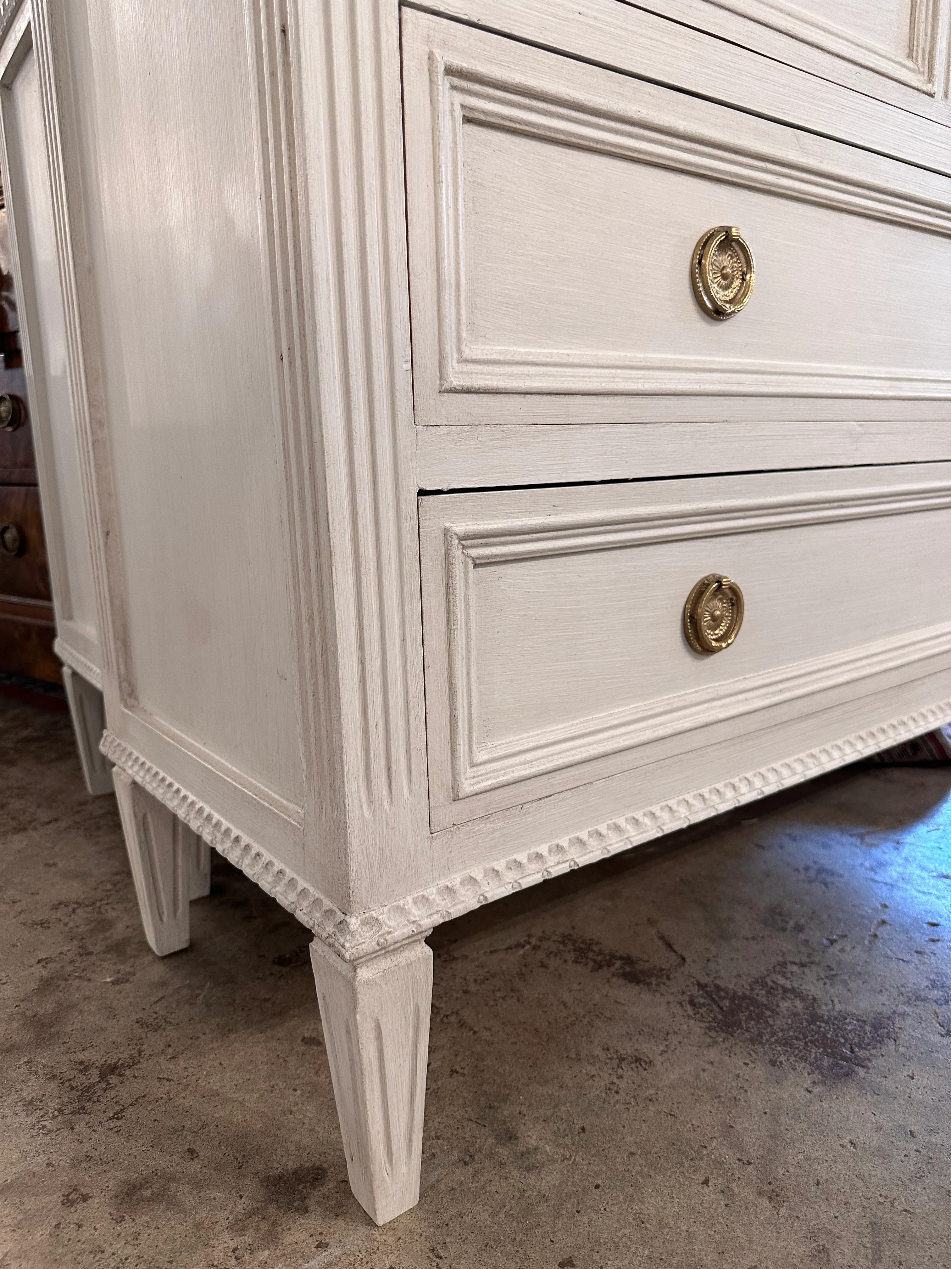Swedish Chest with Dentil Molding - Image 3