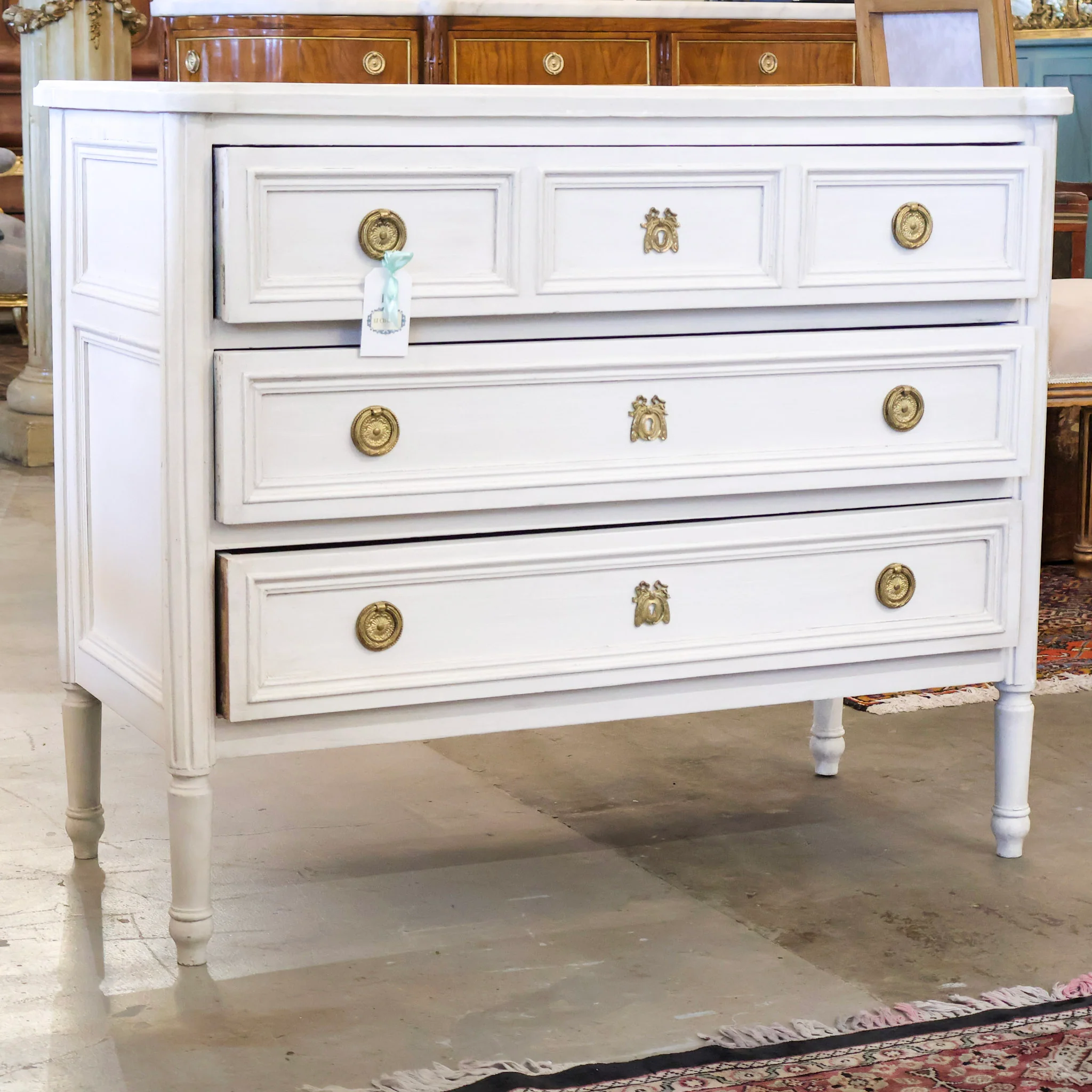 Swedish Chest With Rounded Corner & Round Leg - Image 2