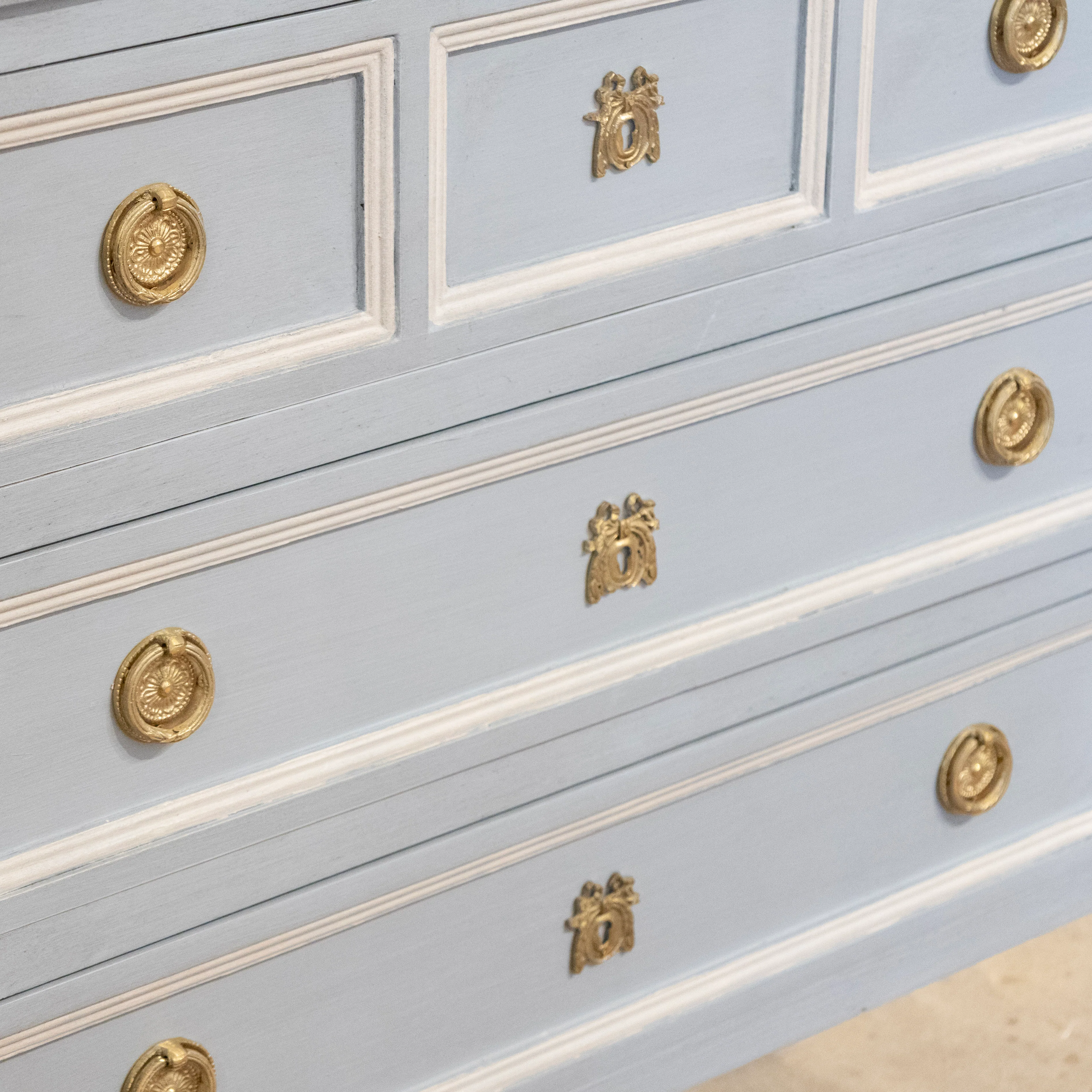 Swedish 3-Drawer Chest – Rounded Corners & White Trim in Blue - Image 5