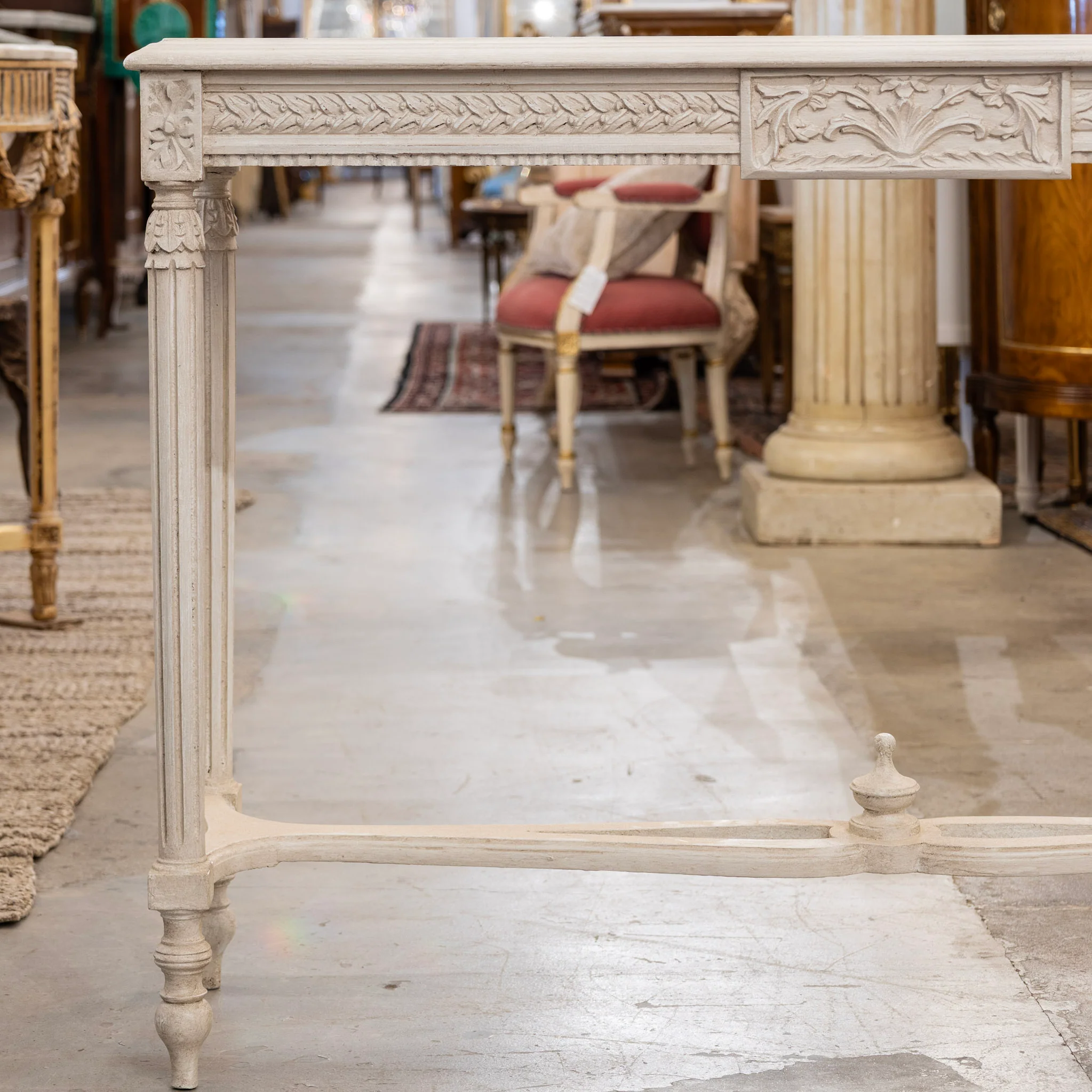 Swedish Console Table – Antique White Finish & Leaf Trim - Image 2