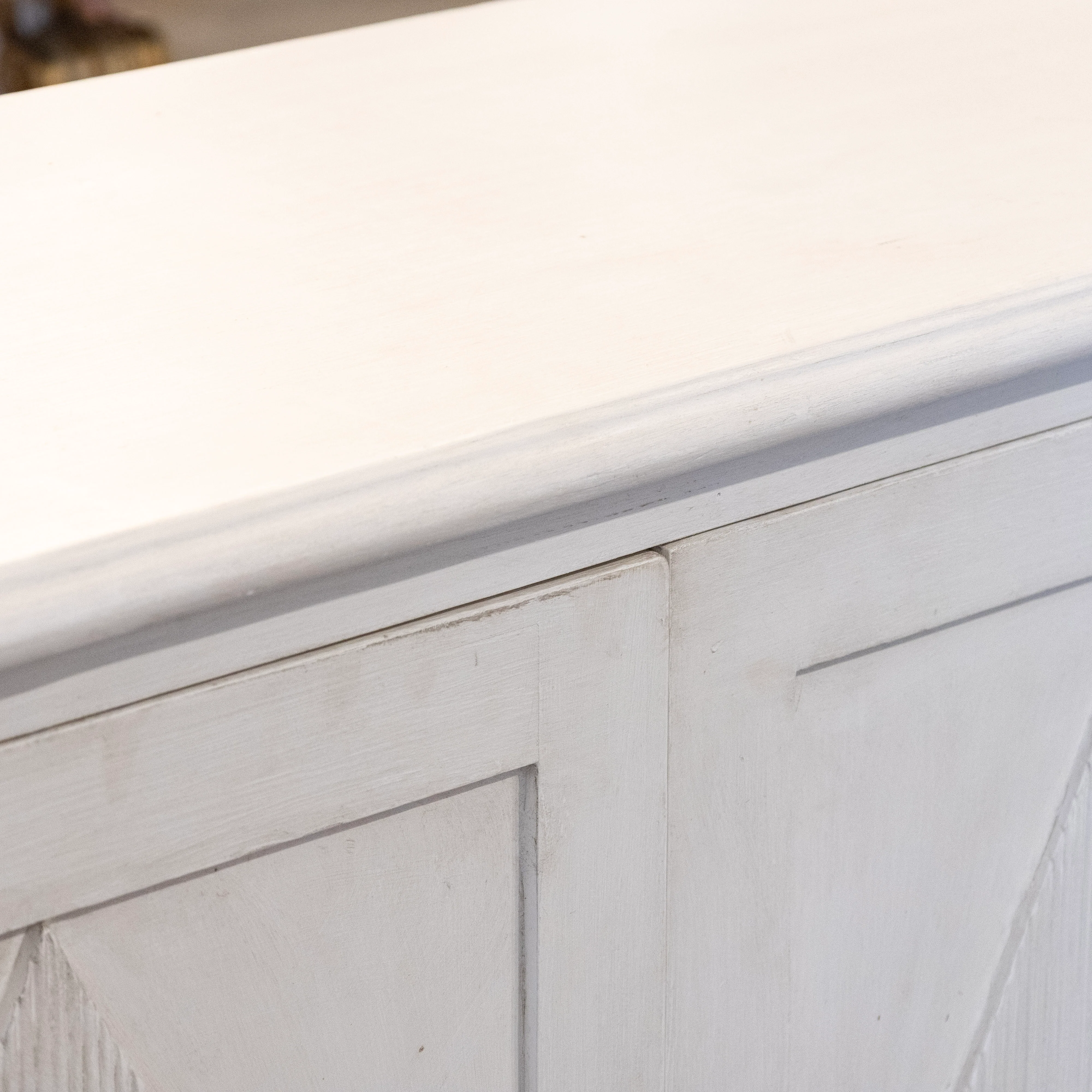 Swedish Demilune Sideboard –  Diamond Reeded Doors in Antique White - Image 8