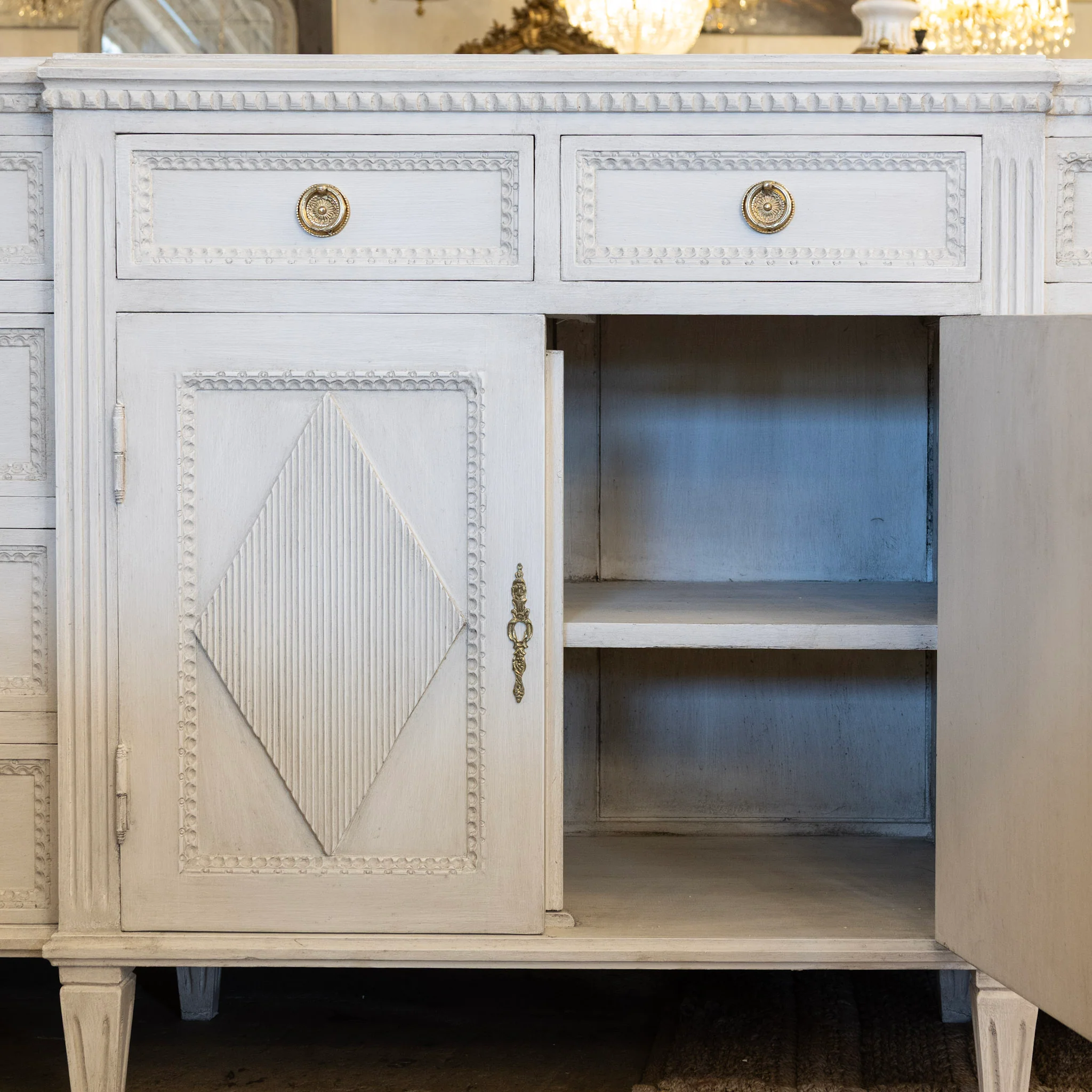 Swedish Diamond Front Buffet – Reeded Trim in Antique White - Image 6