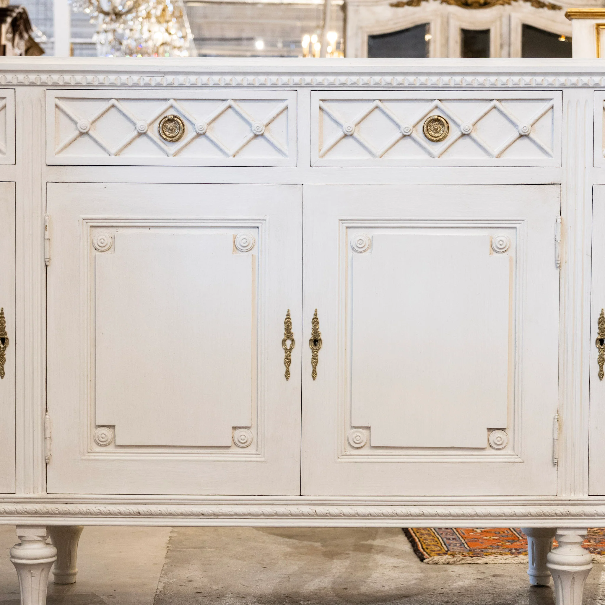 Swedish Four-Door Sideboard –  Lattice Carvings in Washed Antique White - Image 3