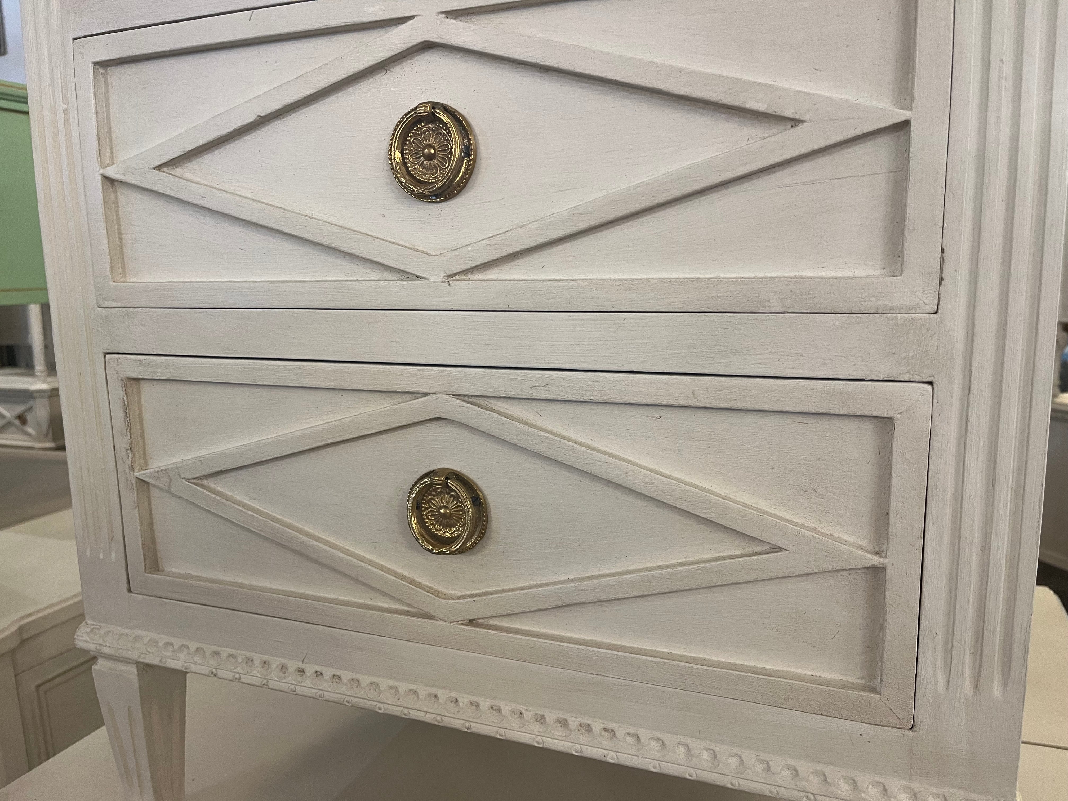 Swedish Nightstand with Diamond Trims - Image 3