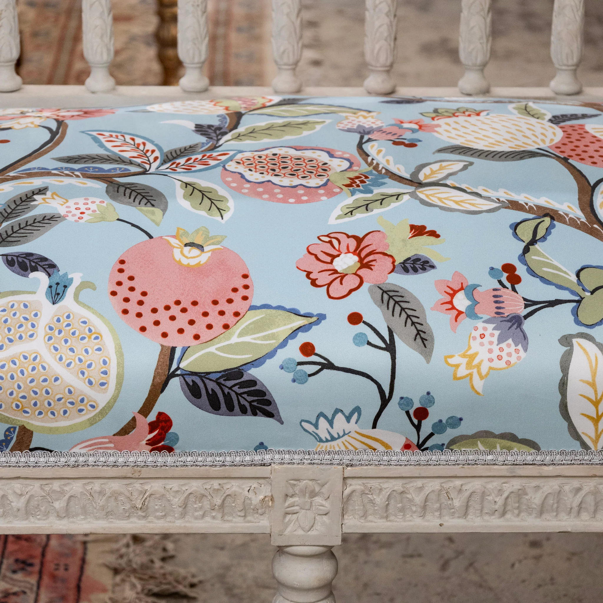 Swedish Painted Settee – Blue Botanical Print Upholstery - Image 5