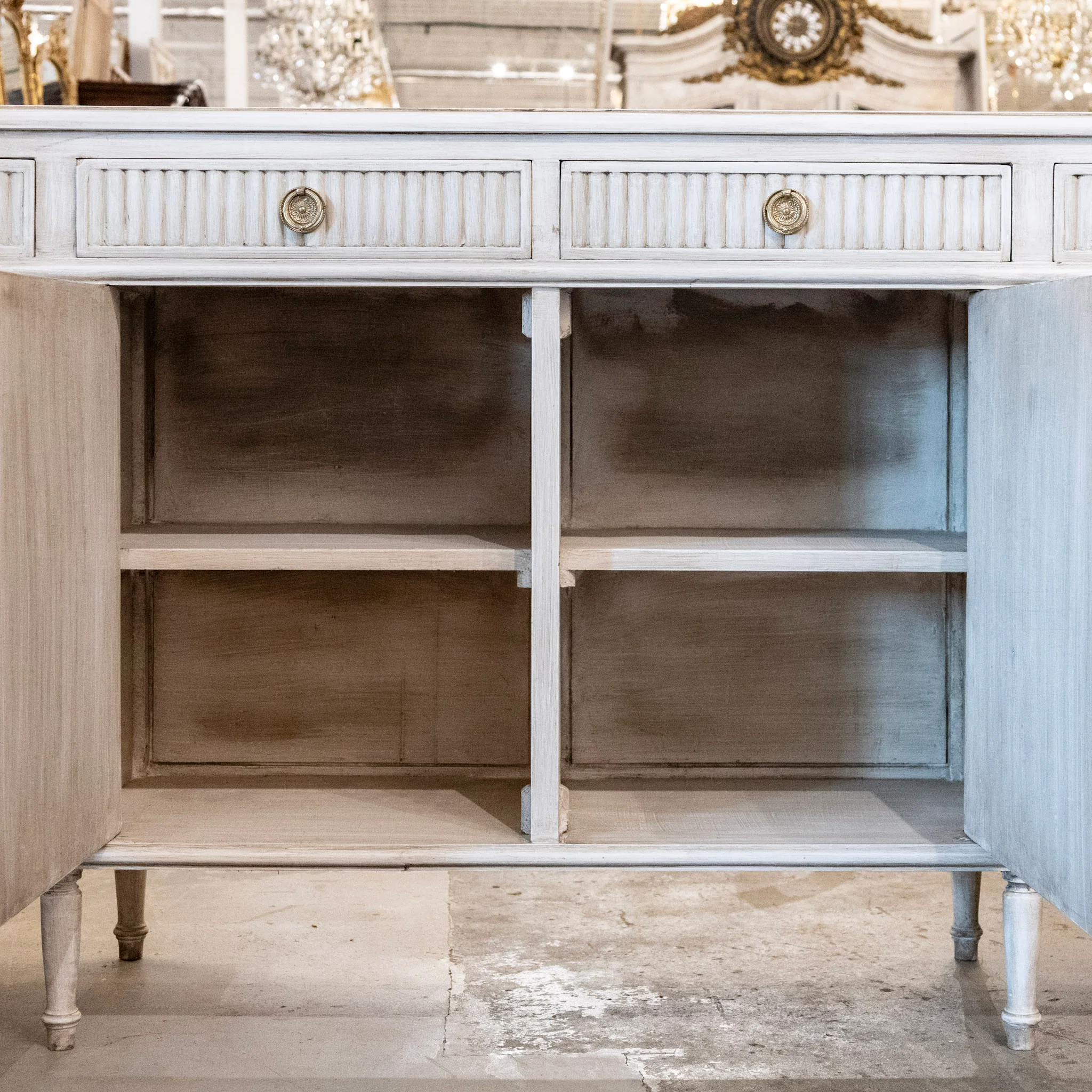 Swedish Sideboard in Antique White with Reeded Drawers & Carvings - Image 3