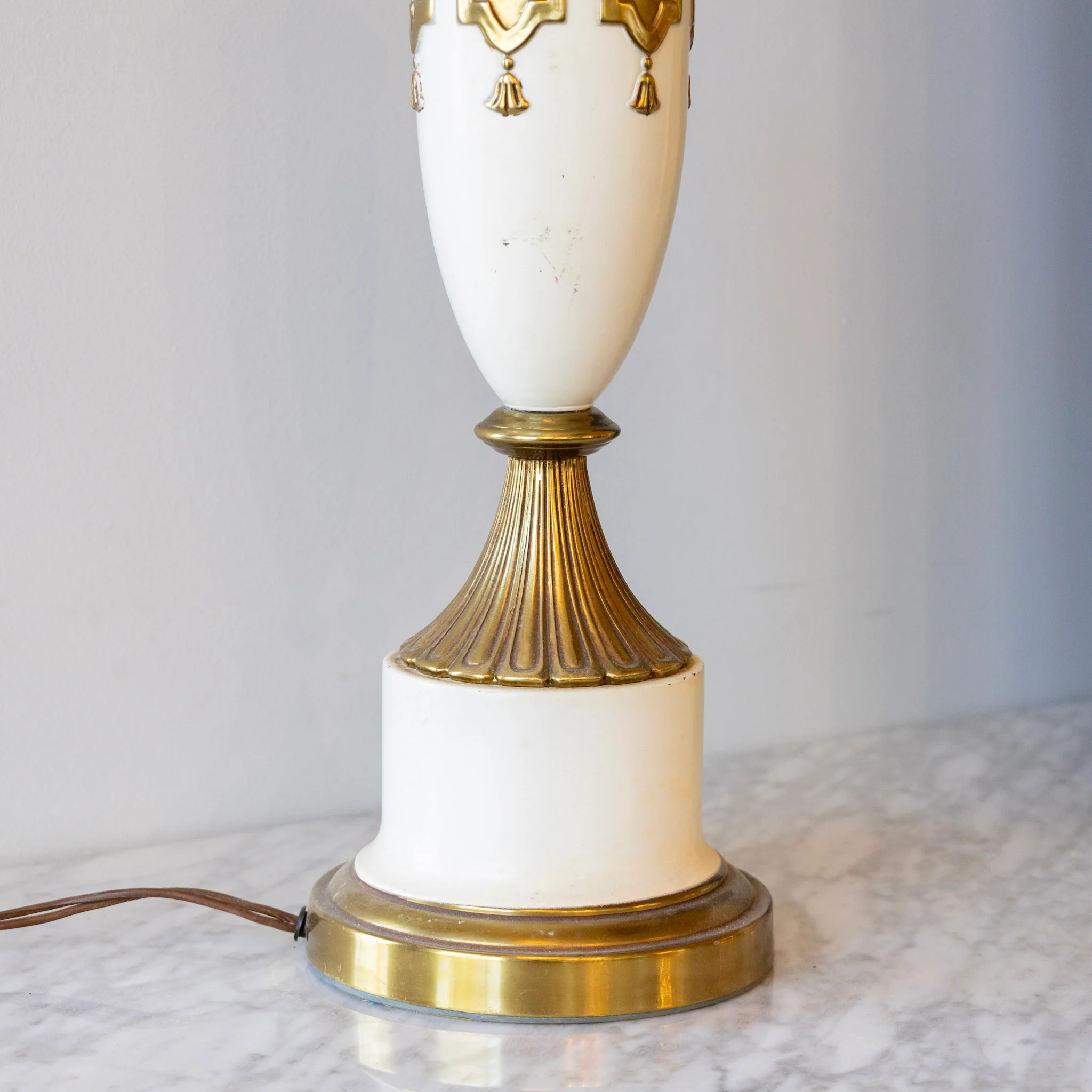 French Porcelain Table Lamp – Ormolu Detailing & Fluted Base - Image 5